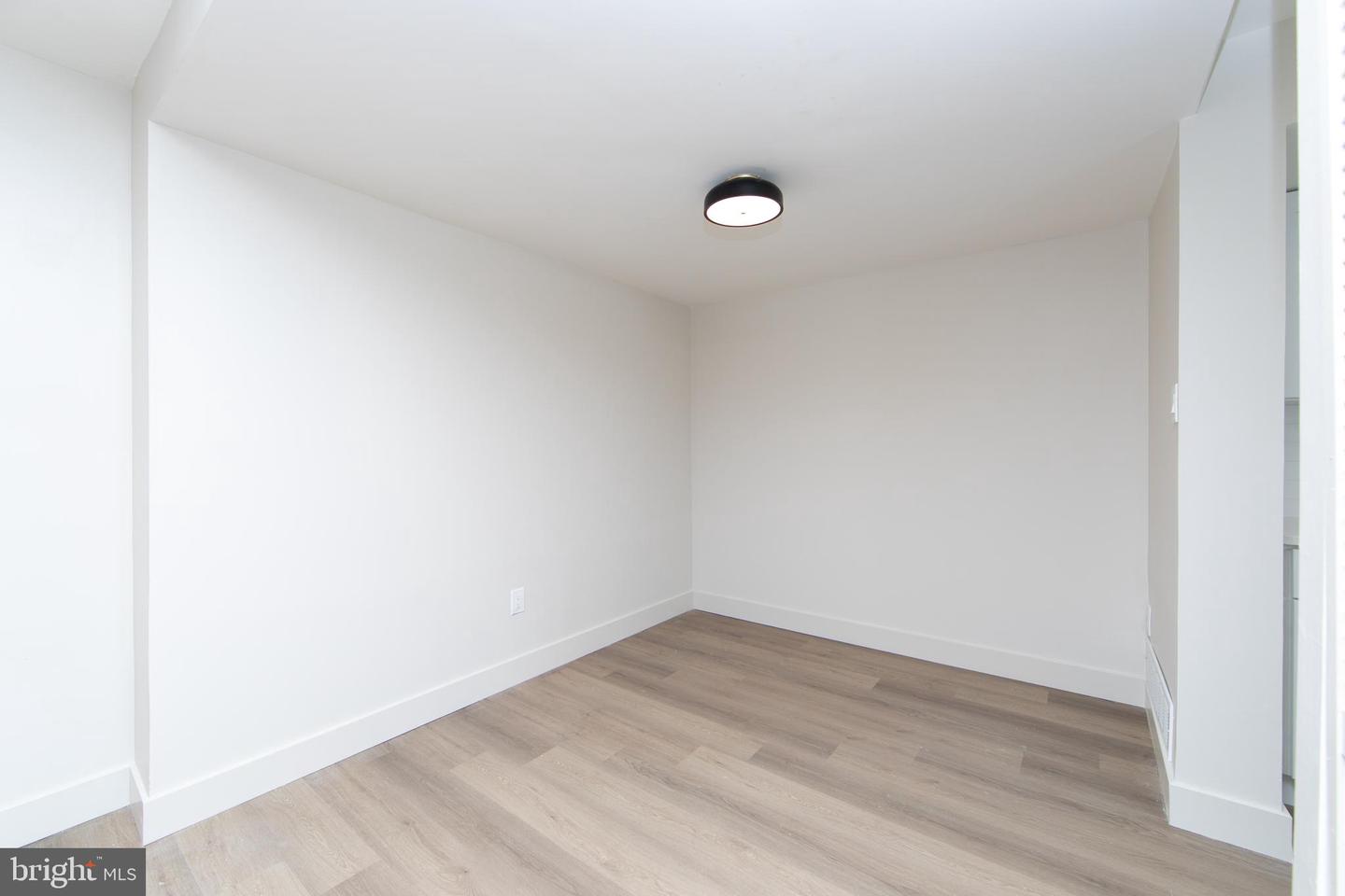 2040 Harbour Dr Property Photo 10