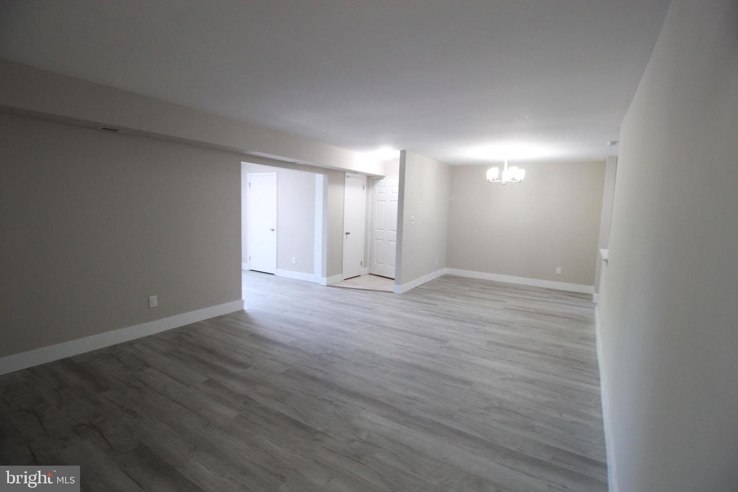 130-b Birchfield Ct Property Photo 4