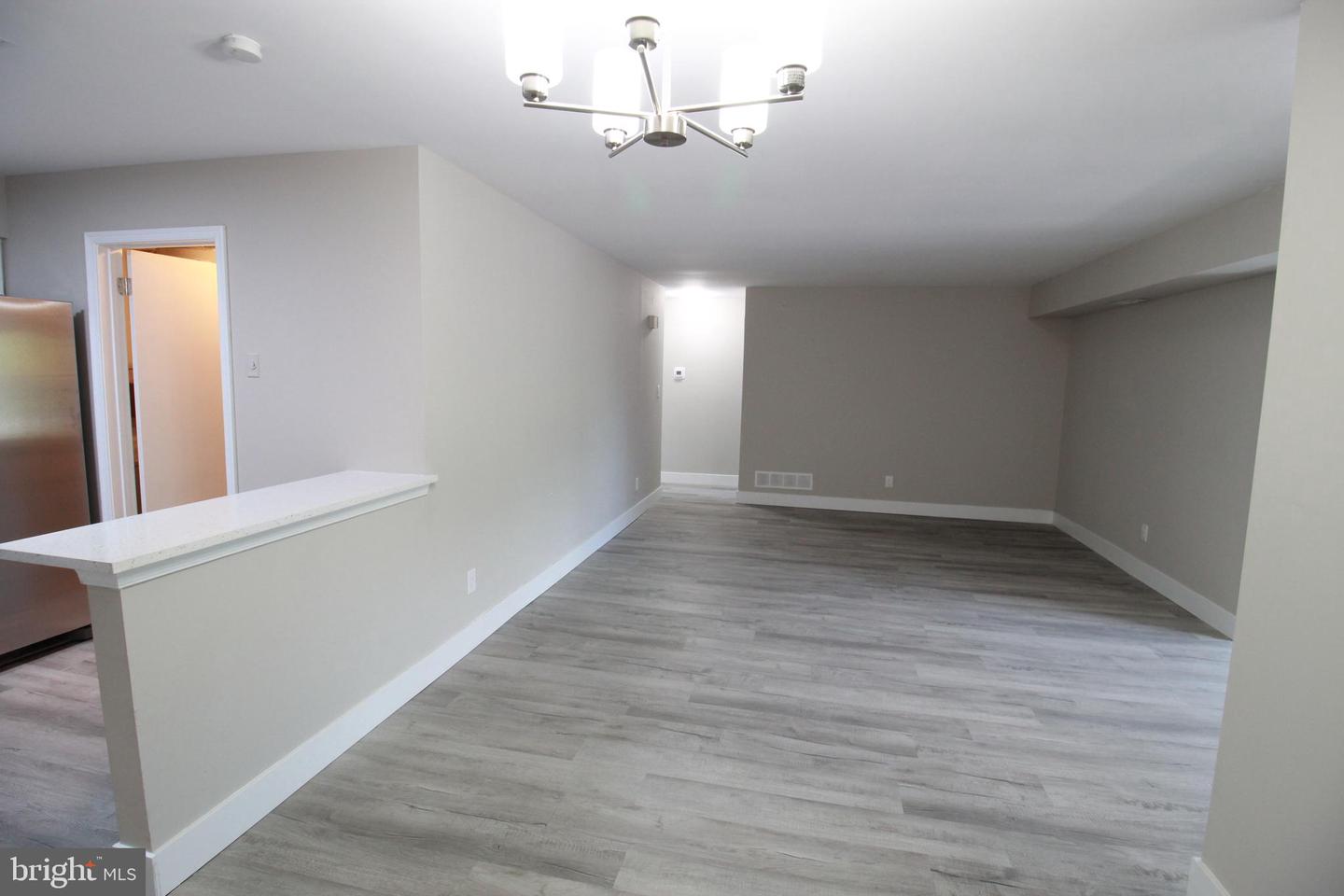 130-b Birchfield Ct Property Photo 6