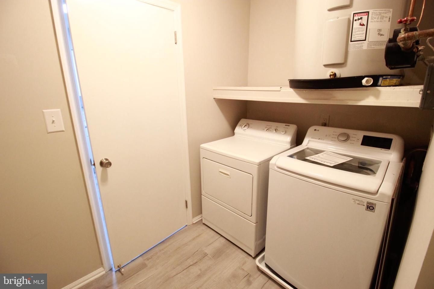 130-b Birchfield Ct Property Photo 11