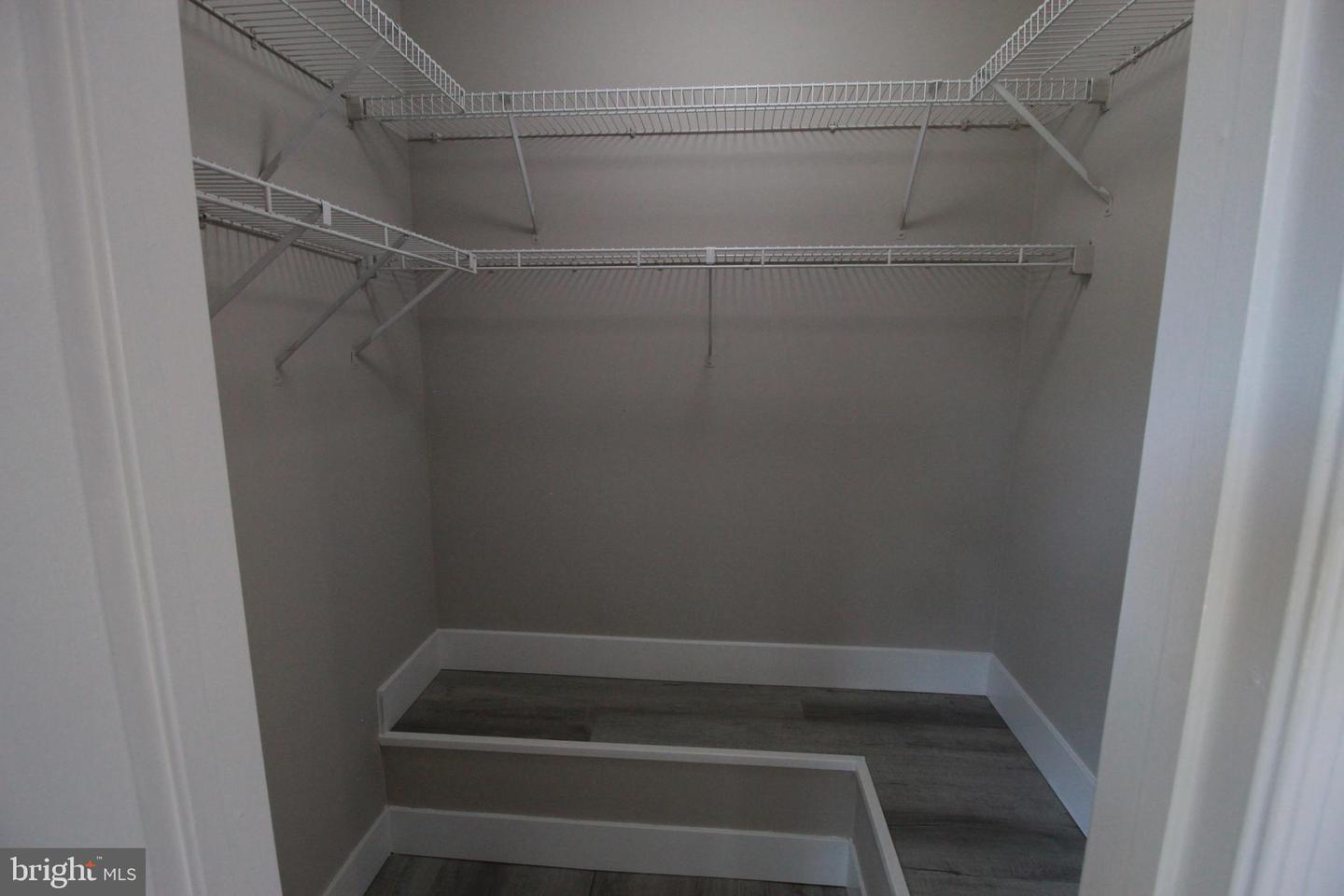 130-b Birchfield Ct Property Photo 20