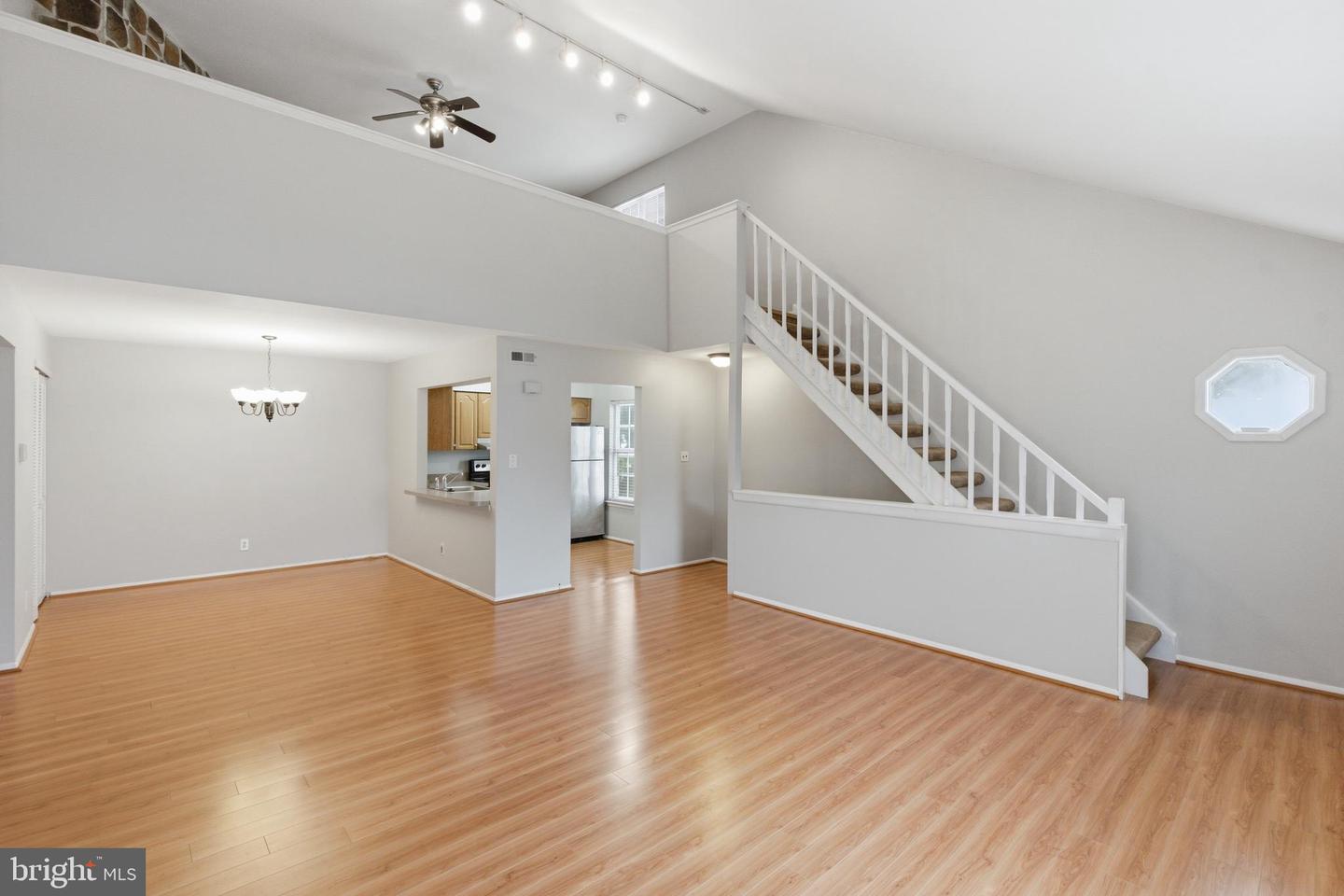 321b Delancey Pl #b Property Photo 3