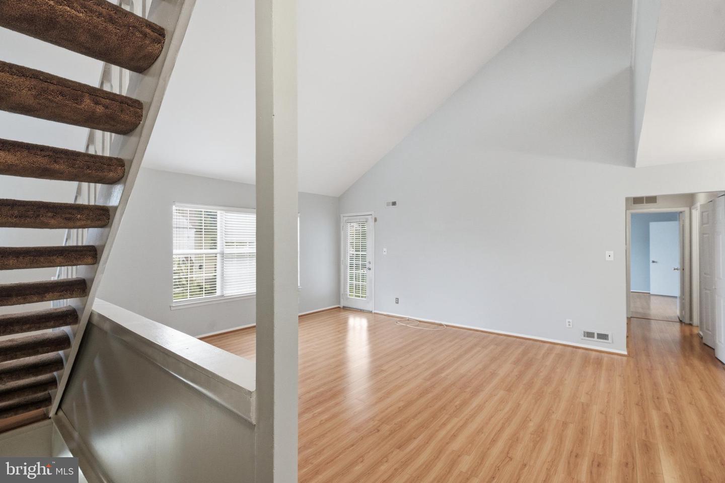 321b Delancey Pl #b Property Photo 10