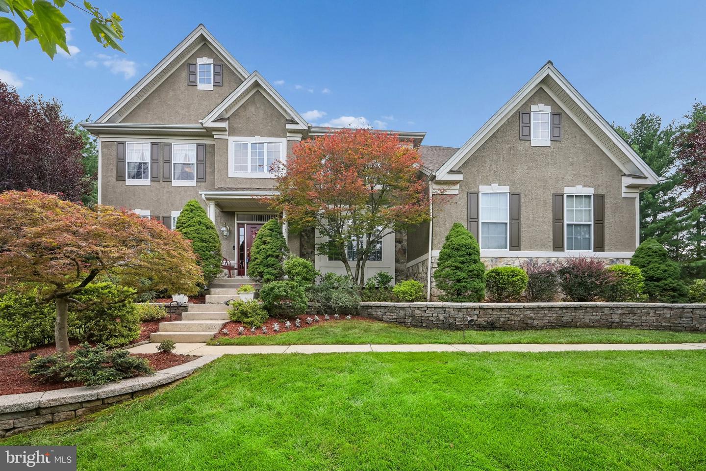 1 Rolling Glen Ct Property Photo 1