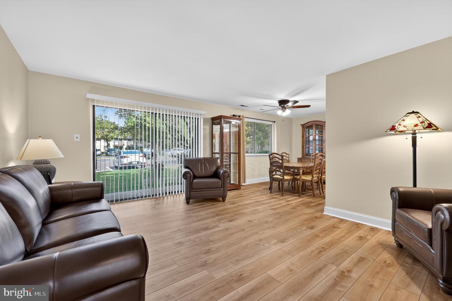 115 E Kings Hwy ##341 Property Photo 7
