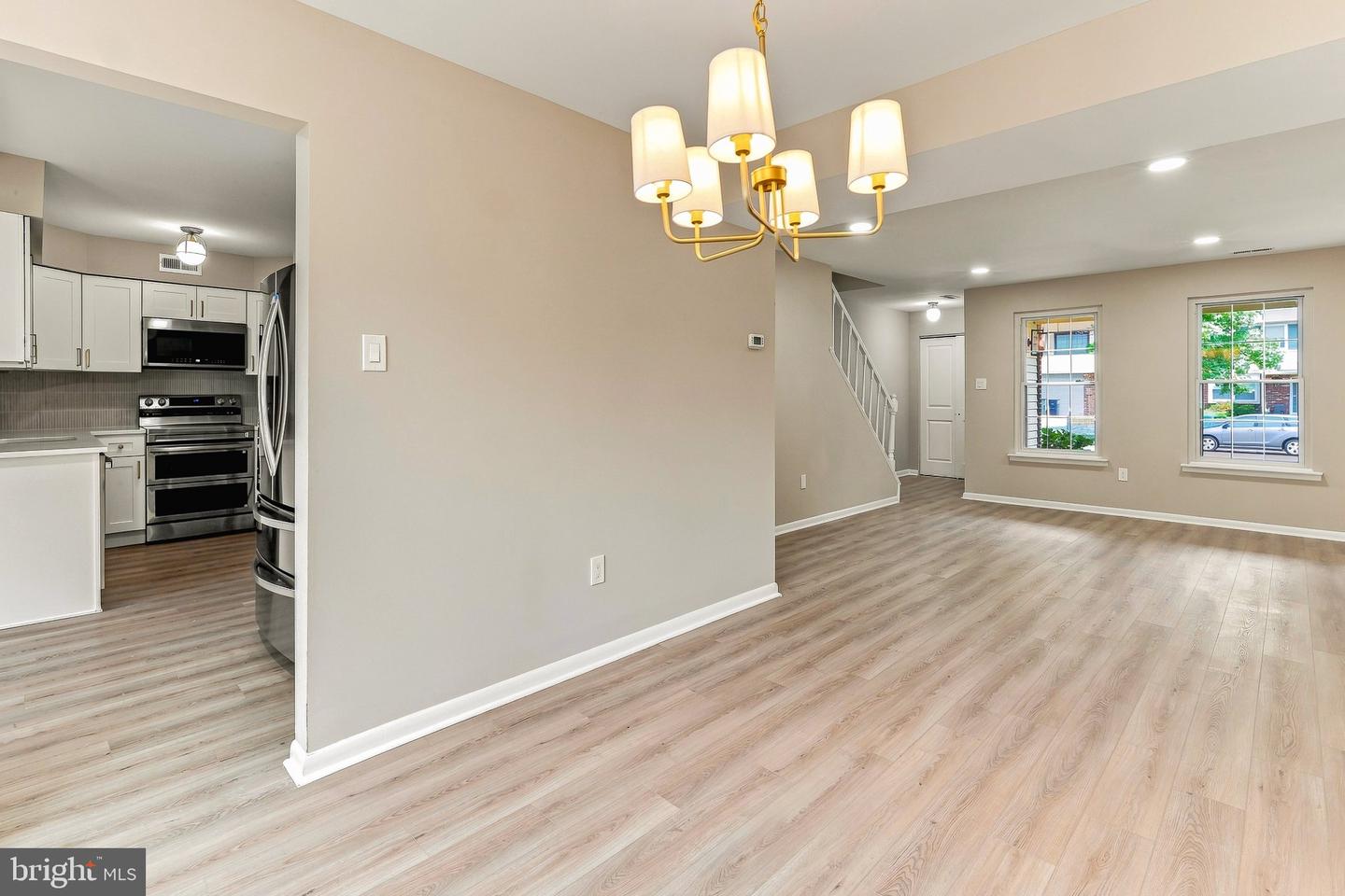 305 Shady Ln Property Photo 5