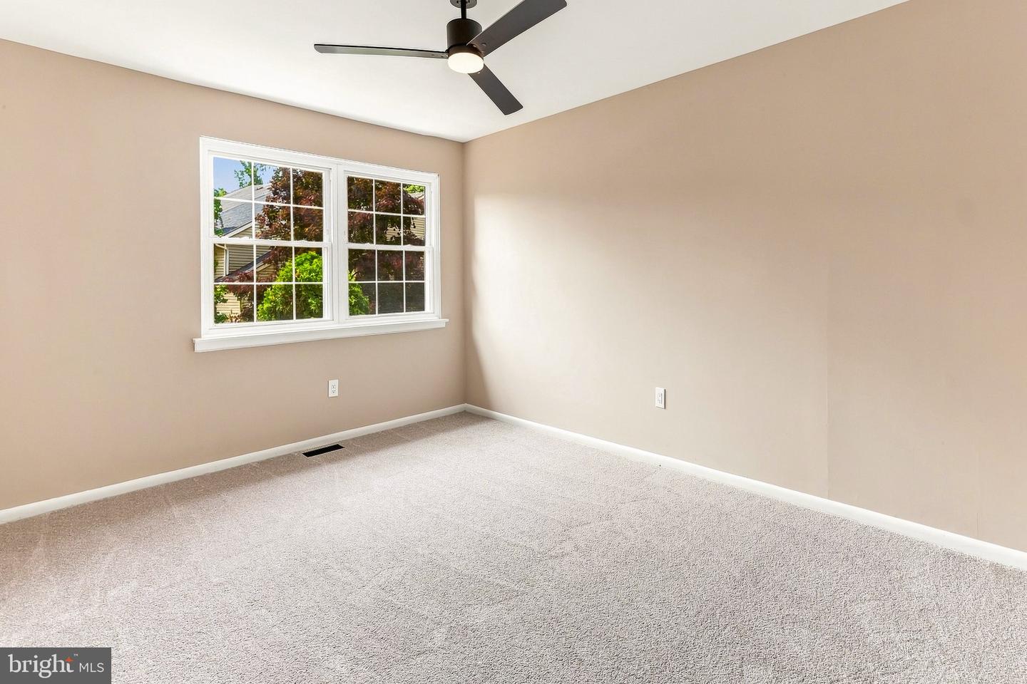 305 Shady Ln Property Photo 18