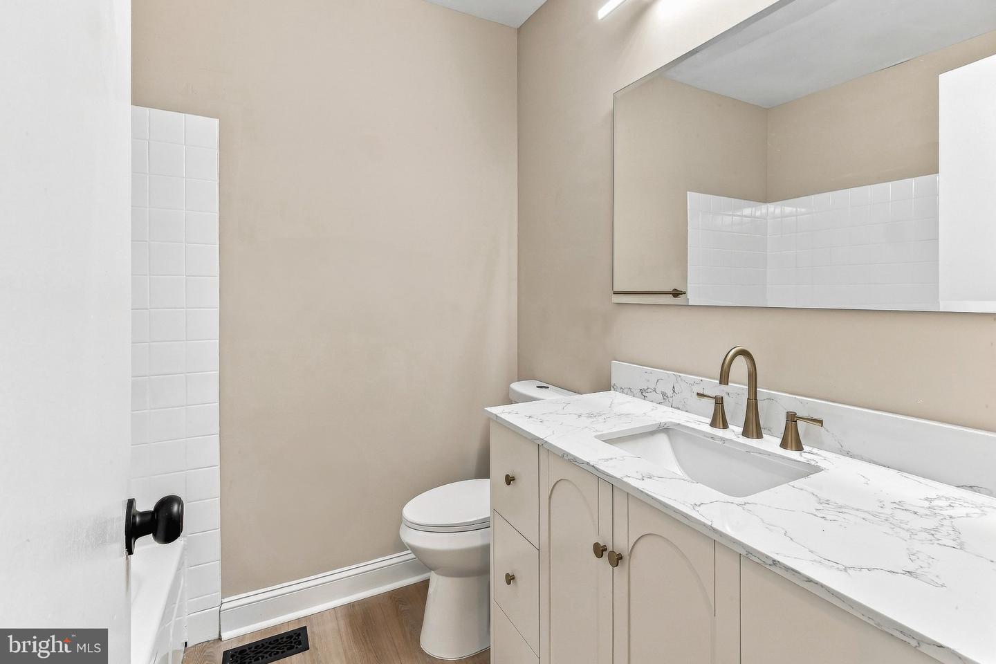 305 Shady Ln Property Photo 19
