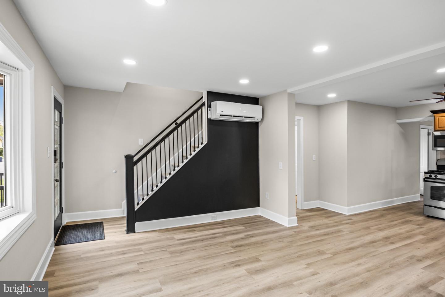 75 Egbert St Property Photo 18