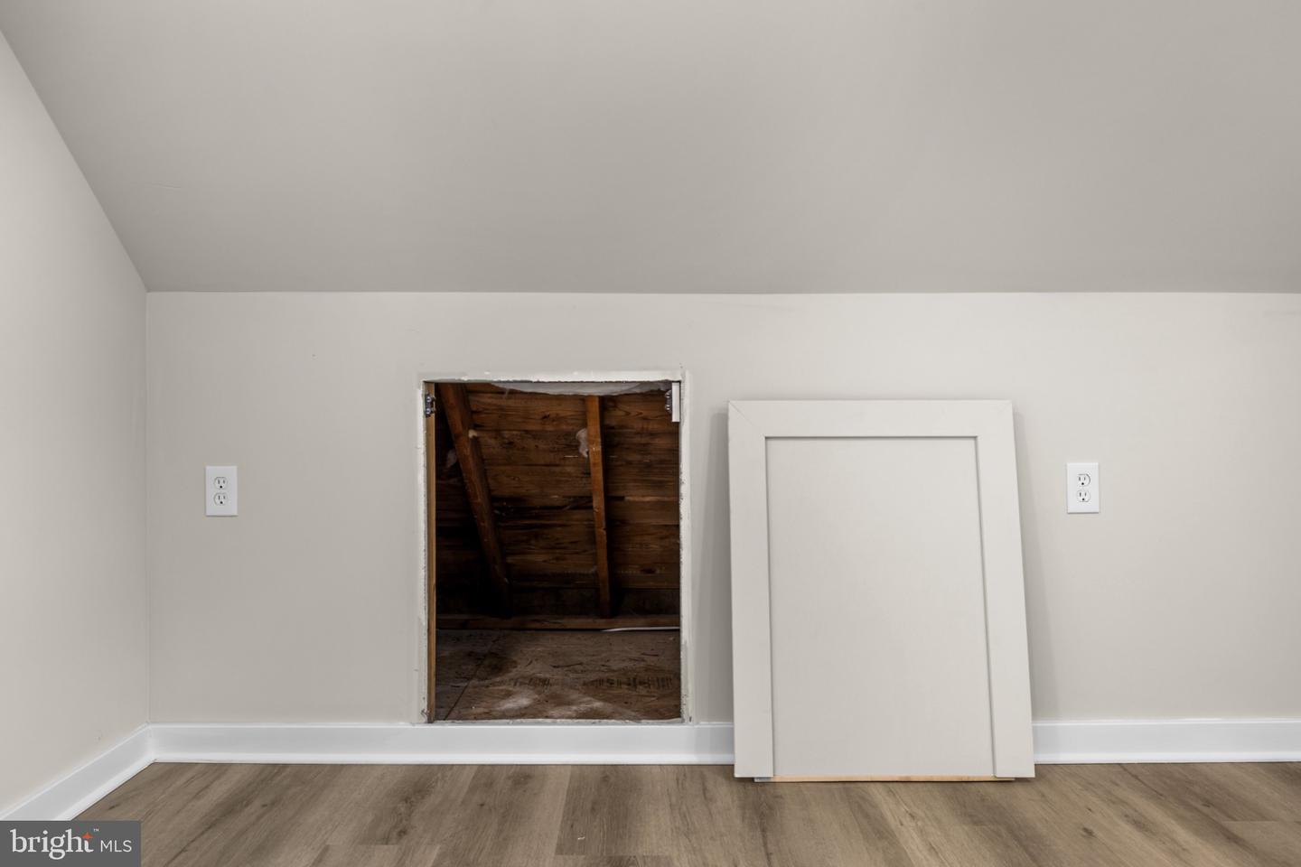 75 Egbert St Property Photo 32