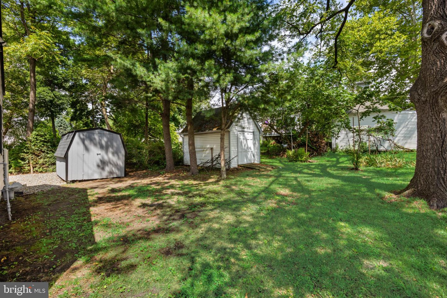 75 Egbert St Property Photo 38