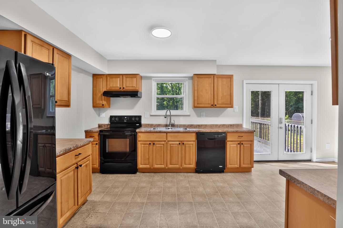 435 Pemberton Blvd Property Photo 4