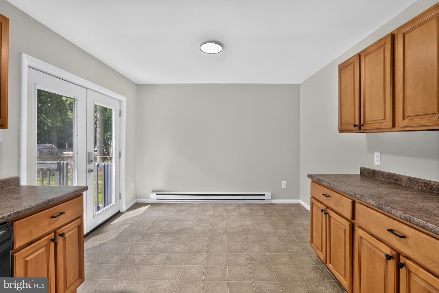 435 Pemberton Blvd Property Photo 6