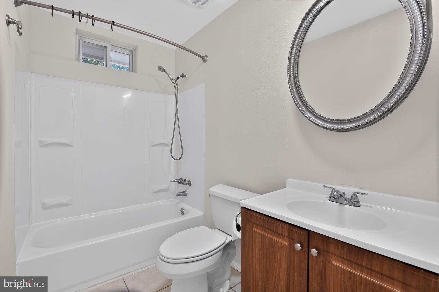 435 Pemberton Blvd Property Photo 7