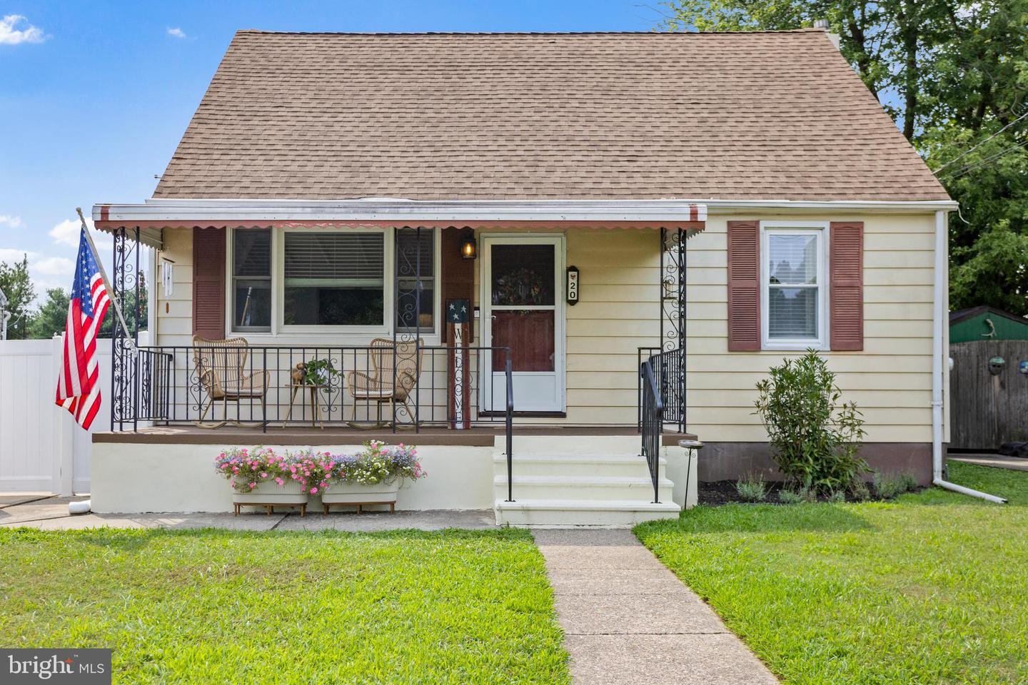 20 THORNTOWN LN