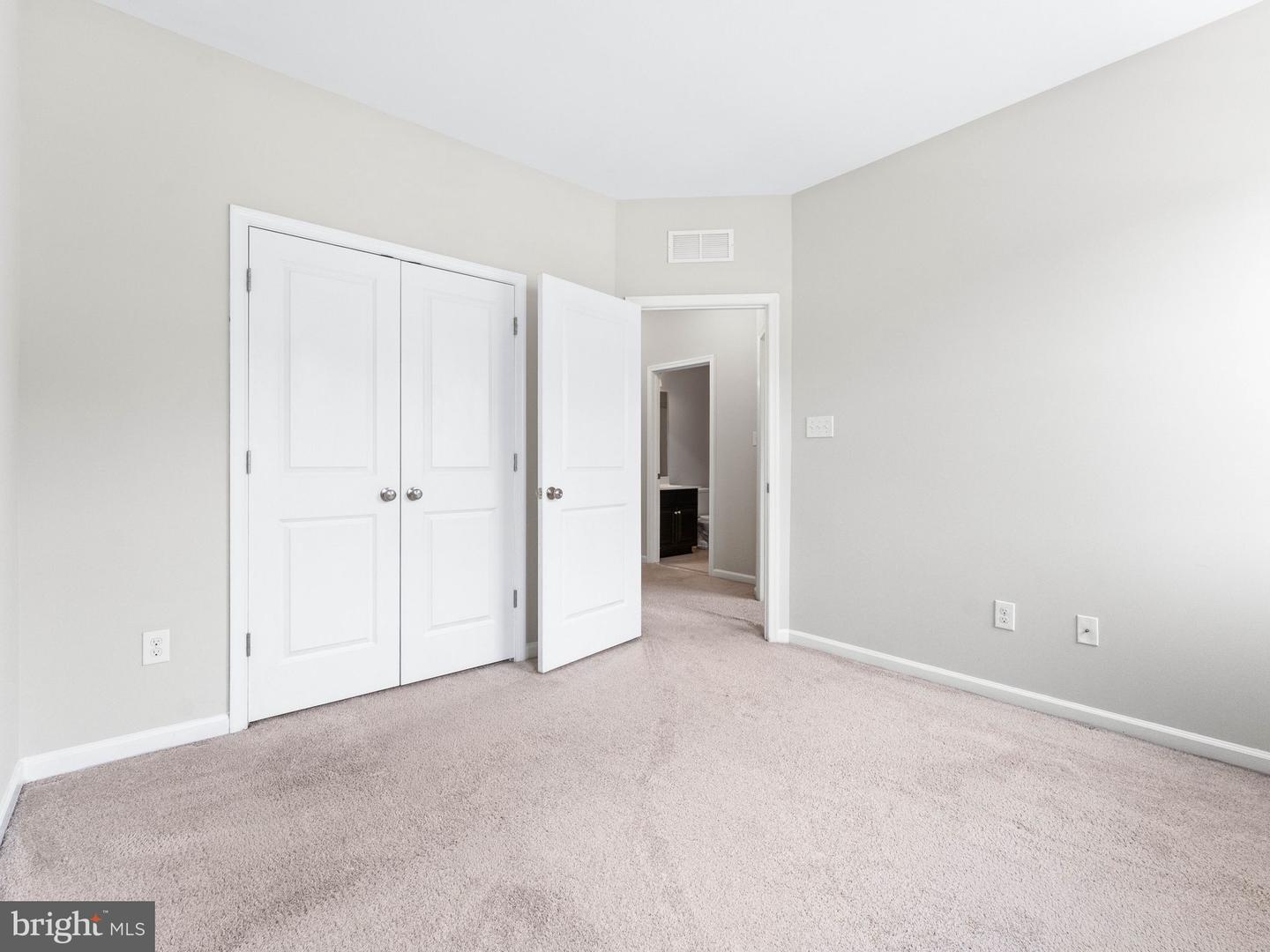 33 Sullivan Way Property Photo 28