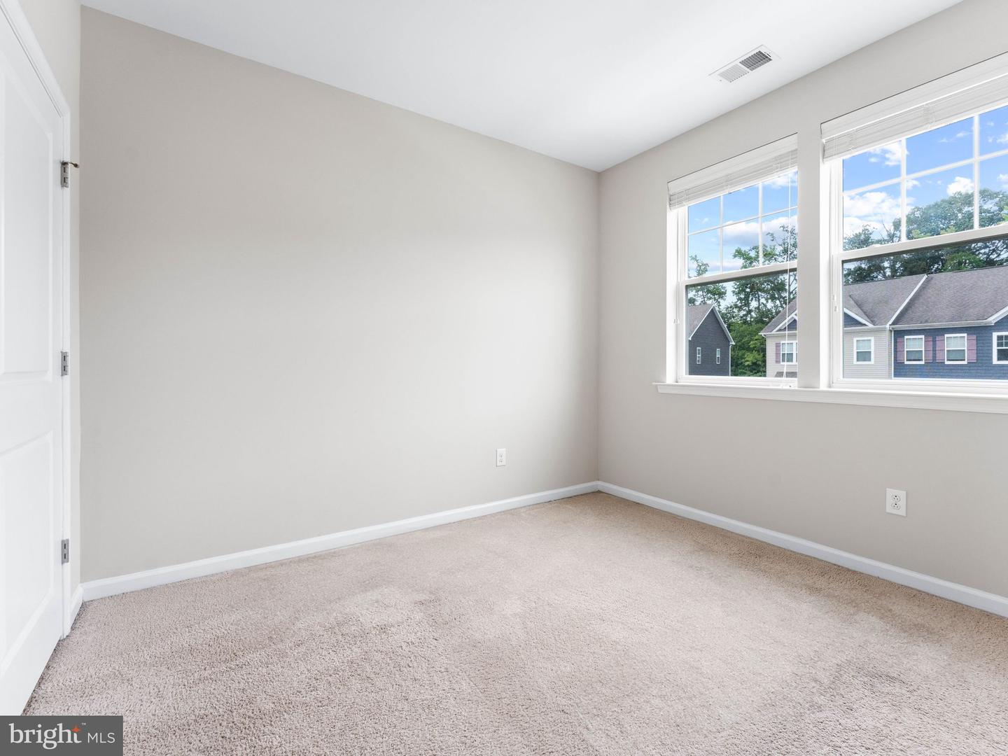 33 Sullivan Way Property Photo 30