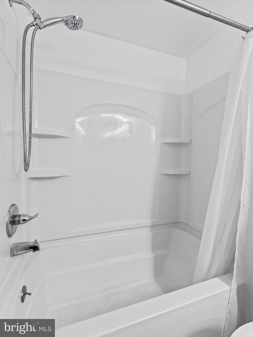 601 Magnolia Ct Property Photo 28