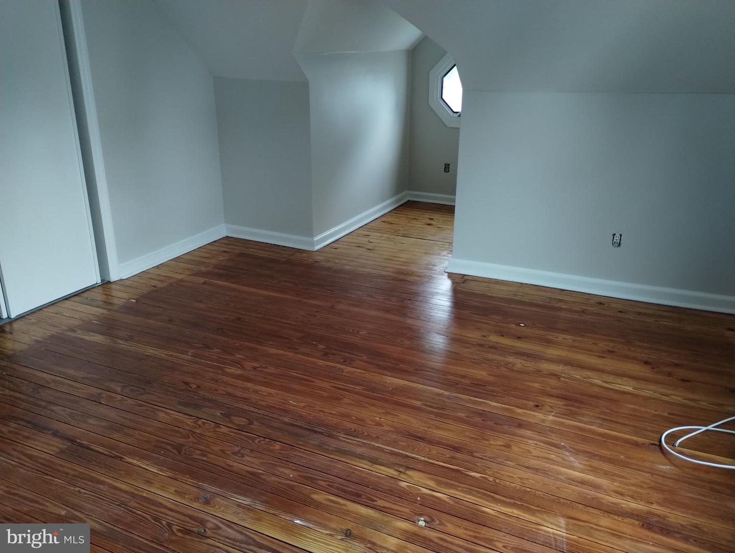 42 Farnsworth Ave Property Photo 11