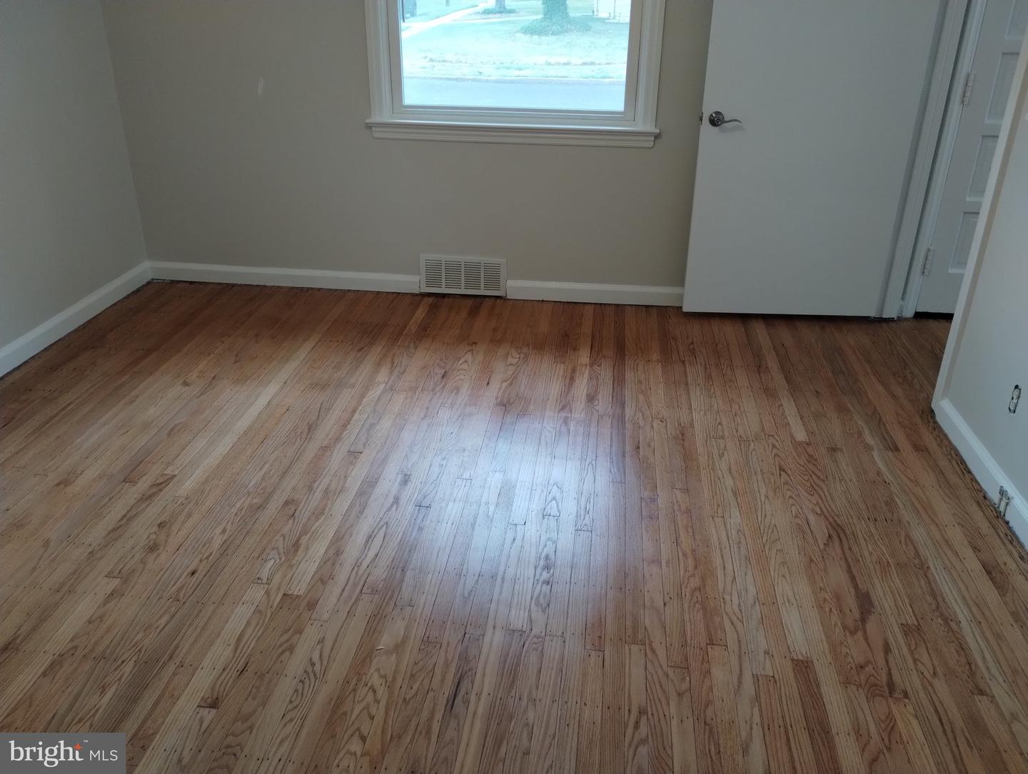 42 Farnsworth Ave Property Photo 12