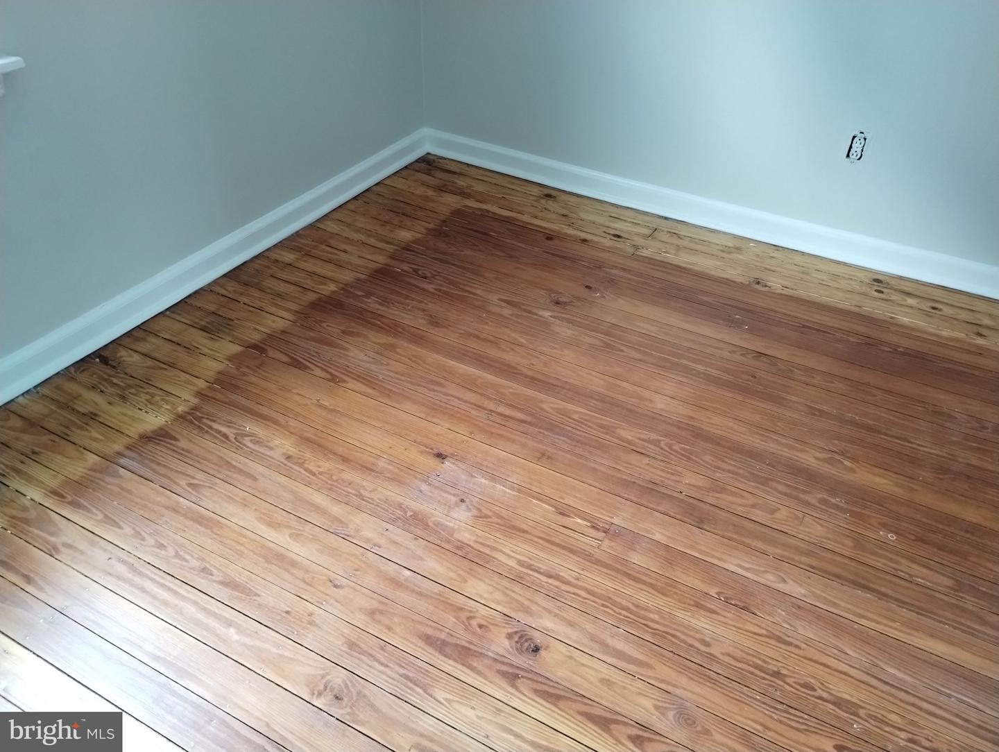 42 Farnsworth Ave Property Photo 27