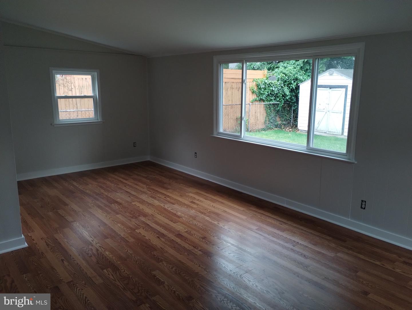 42 Farnsworth Ave Property Photo 30