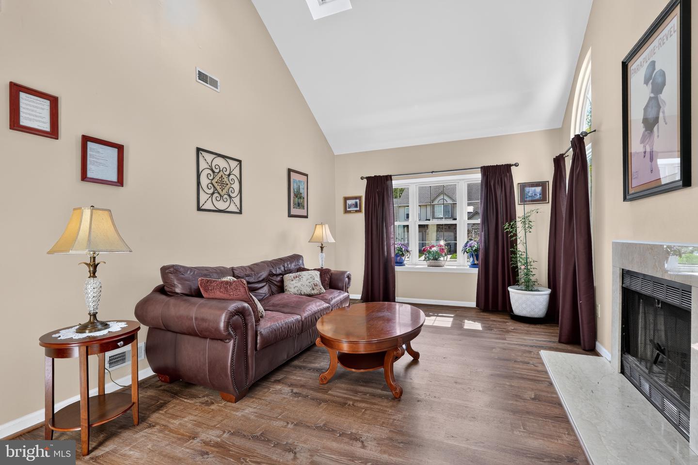 14 Sandhurst Dr Property Photo 5