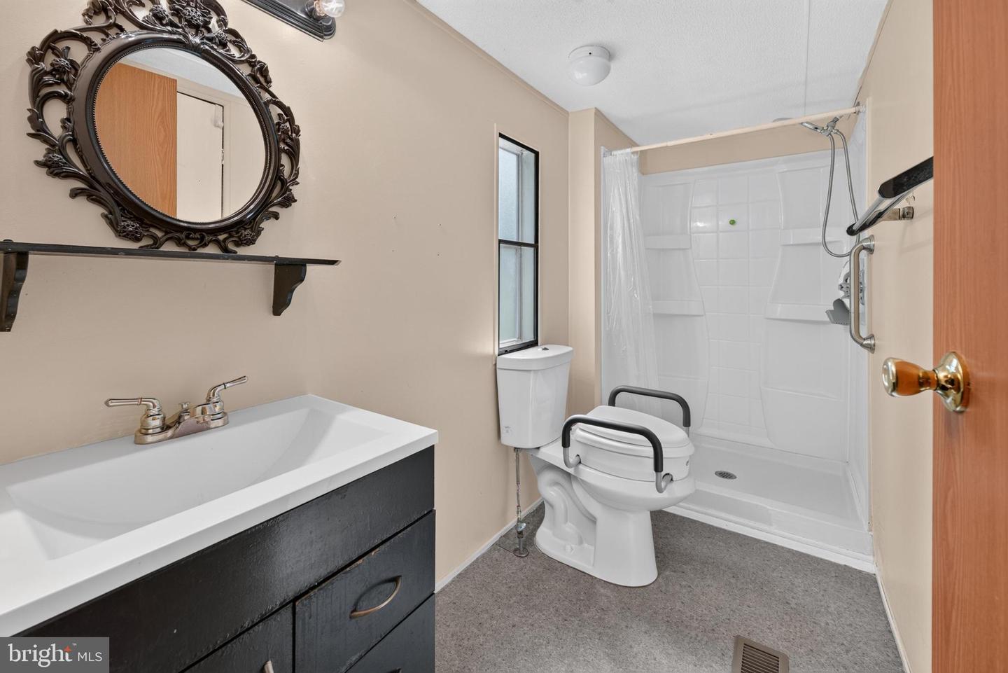3437 New Moon St Property Photo 21