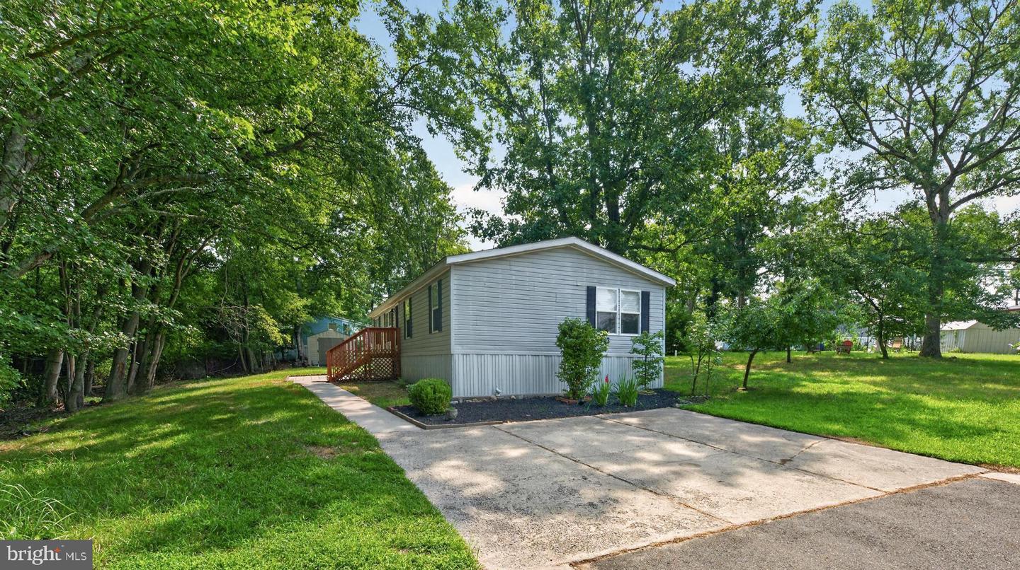 3437 New Moon St Property Photo 29