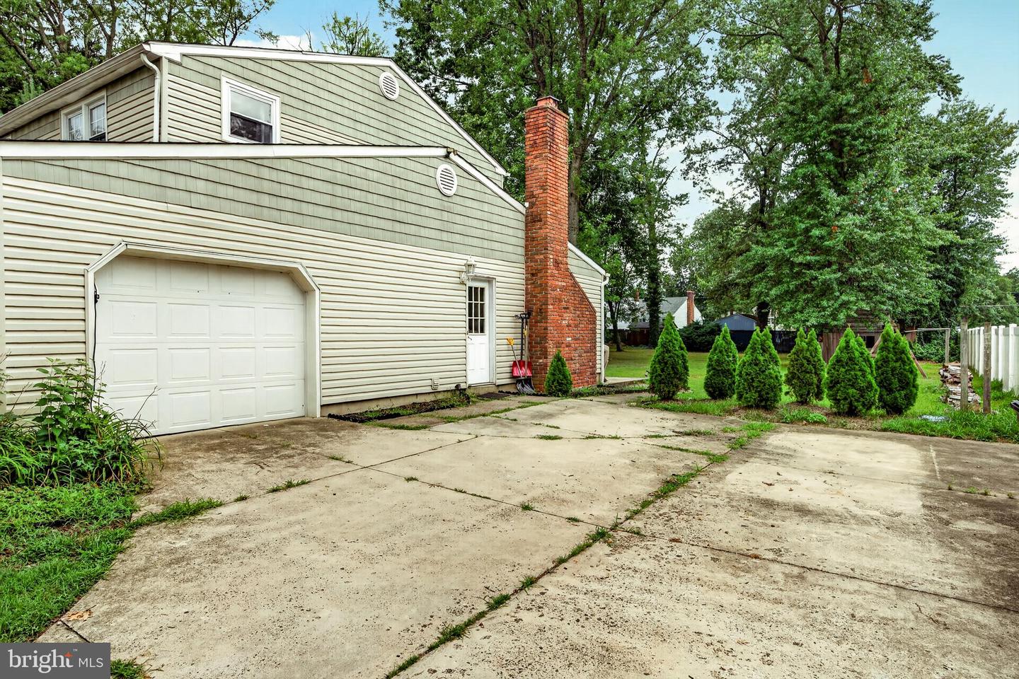 1606 Rivers Edge Dr Property Photo 4