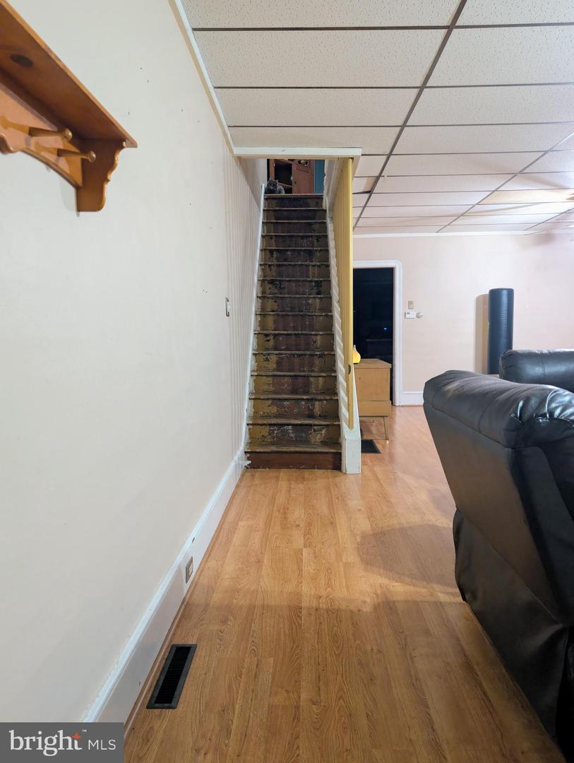 314 Heulings Ave Property Photo 8