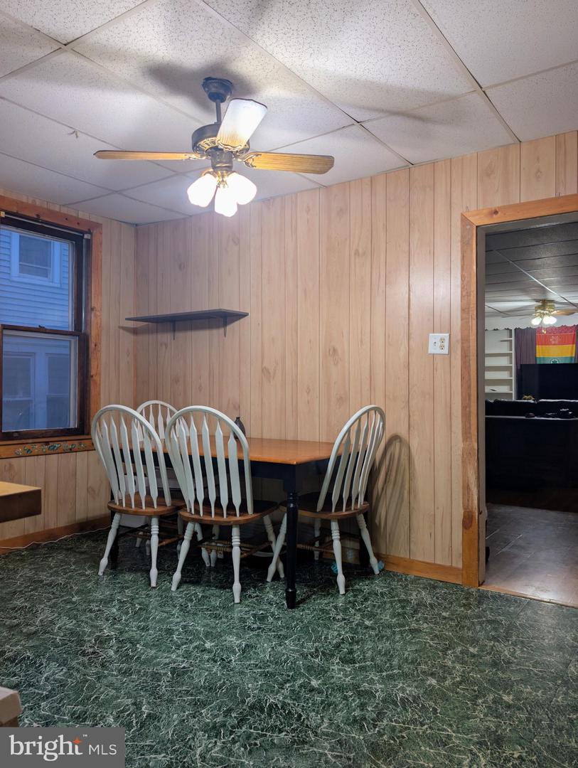 314 Heulings Ave Property Photo 16