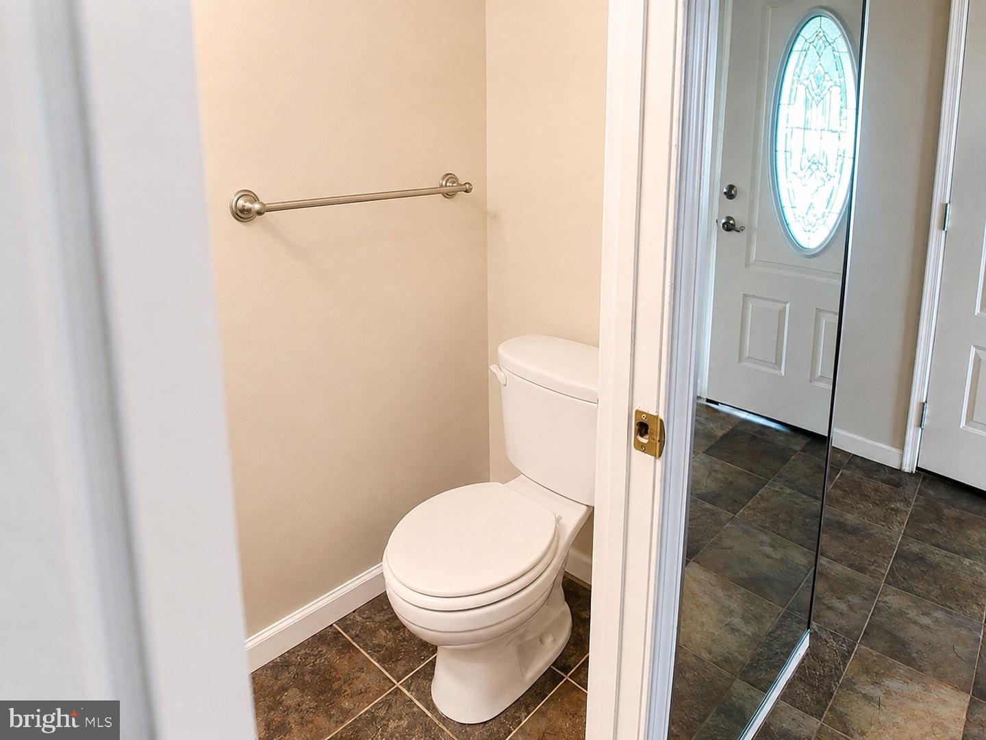 6 Hepburn Ln Property Photo 18