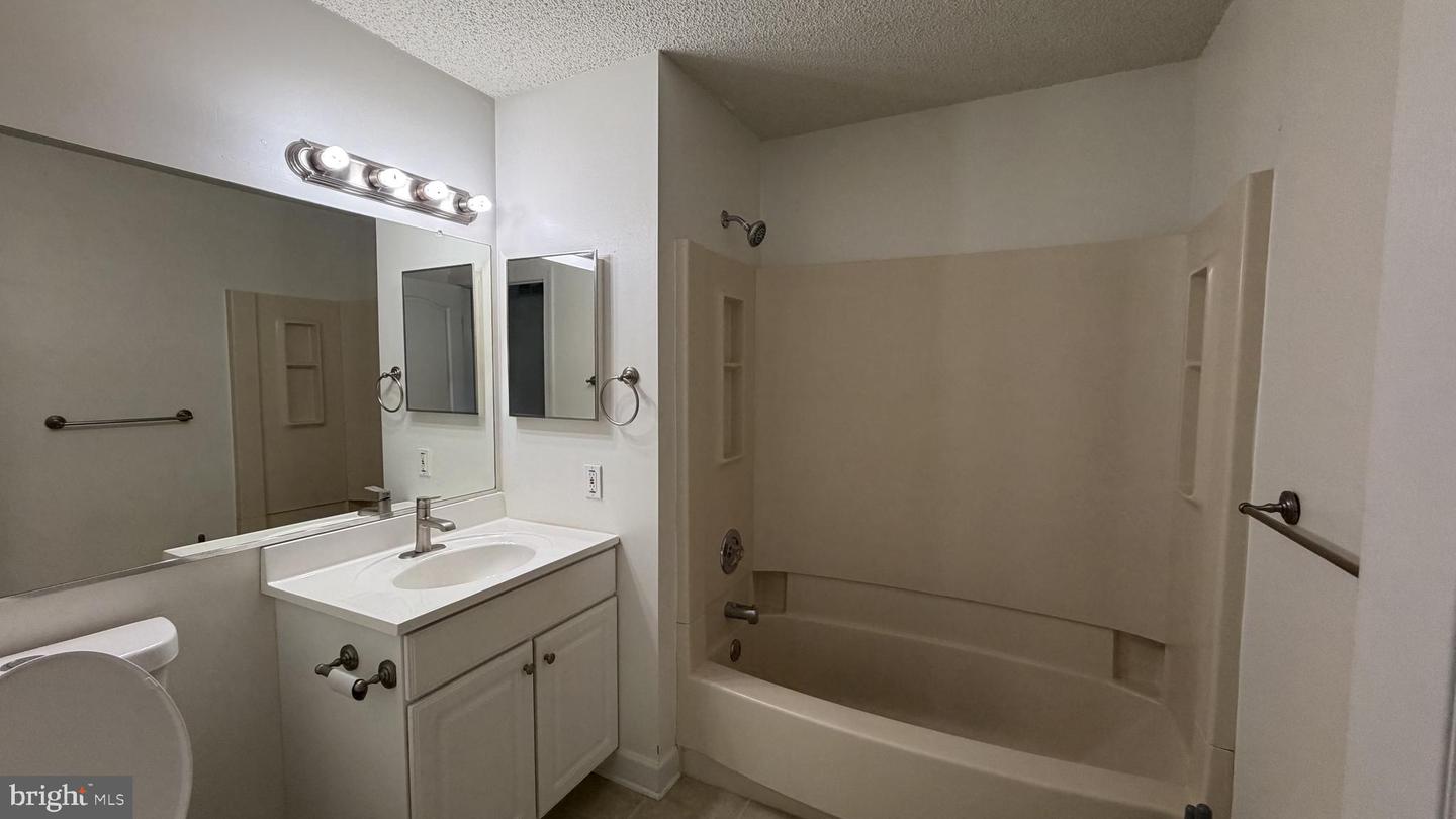 4920b Dunbarton Rd Property Photo 16