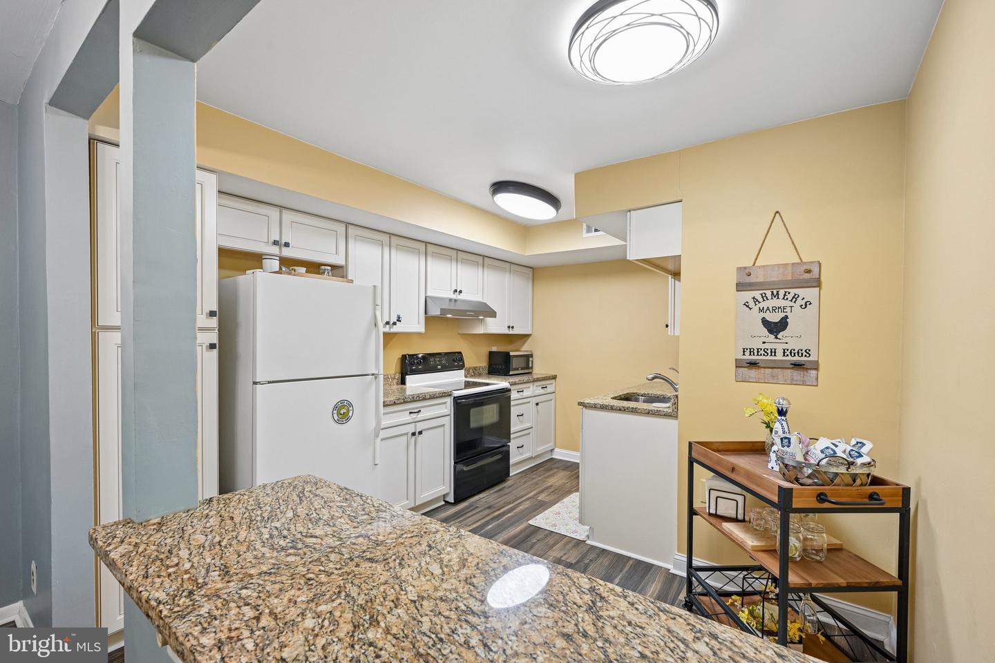 115 E Kings Hwy #138 Property Photo 16