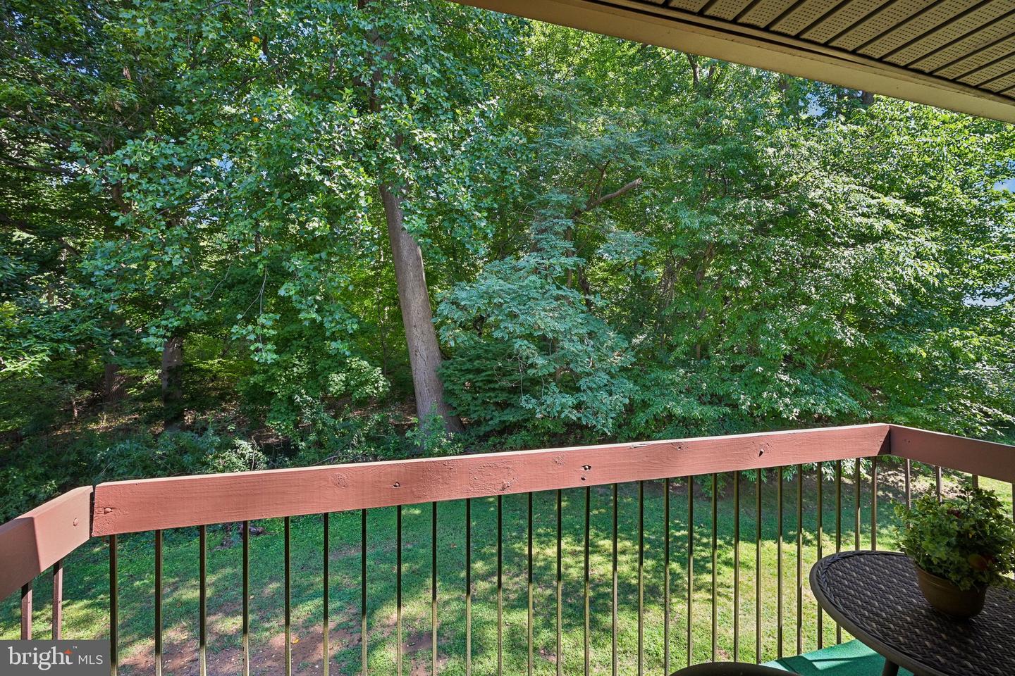 115 E Kings Hwy #138 Property Photo 30