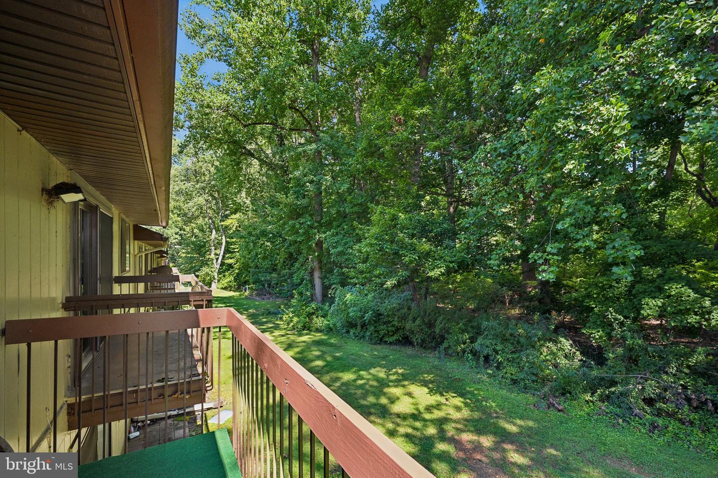 115 E Kings Hwy #138 Property Photo 32
