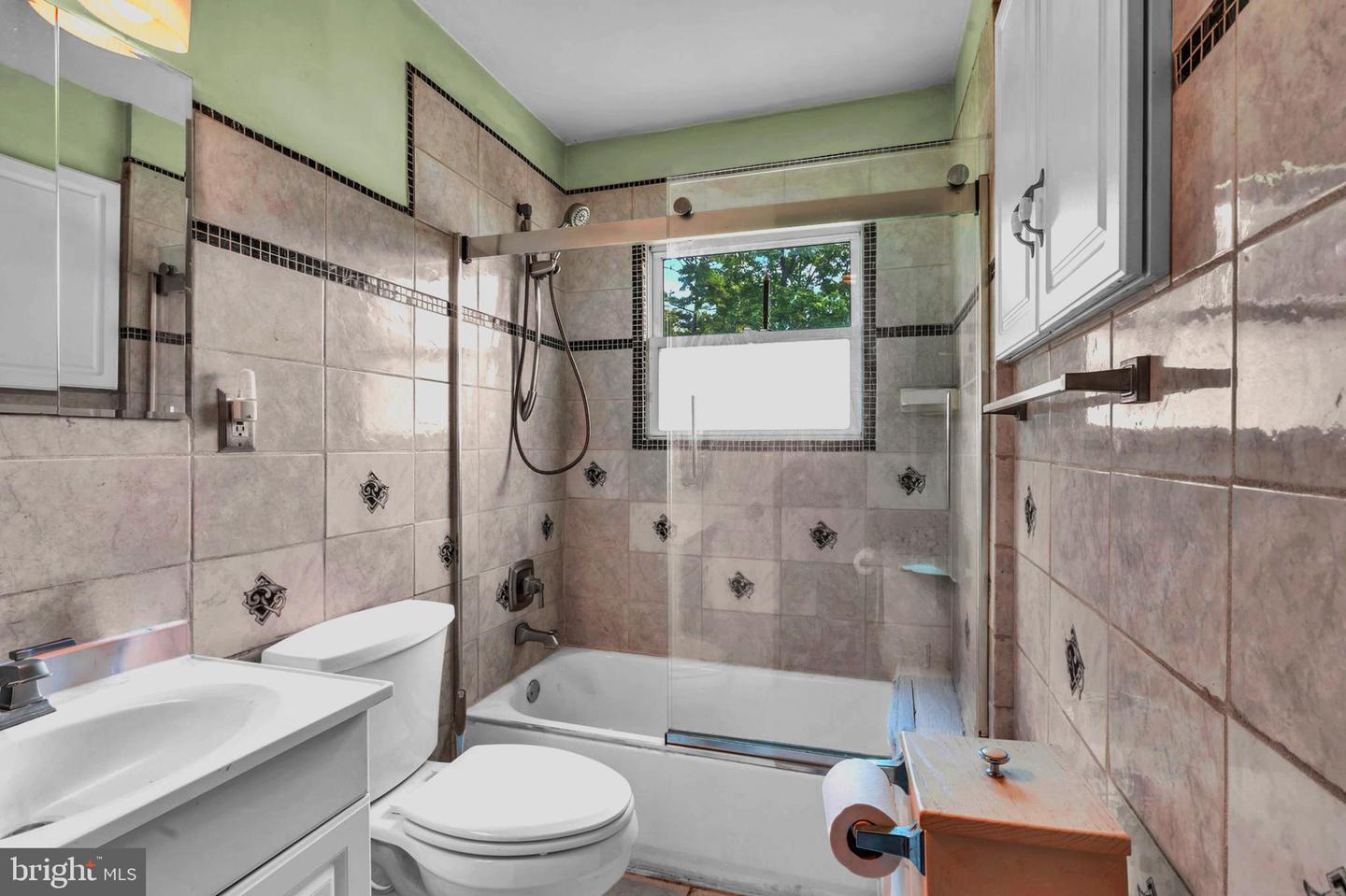 402 Lakeview Blvd Property Photo 14