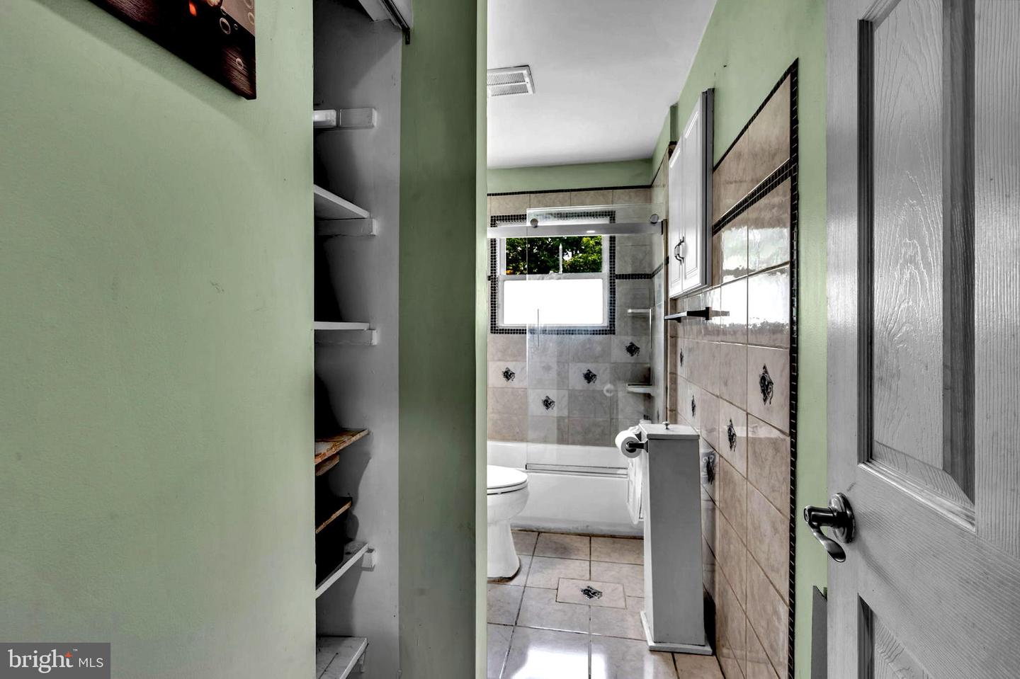 402 Lakeview Blvd Property Photo 15