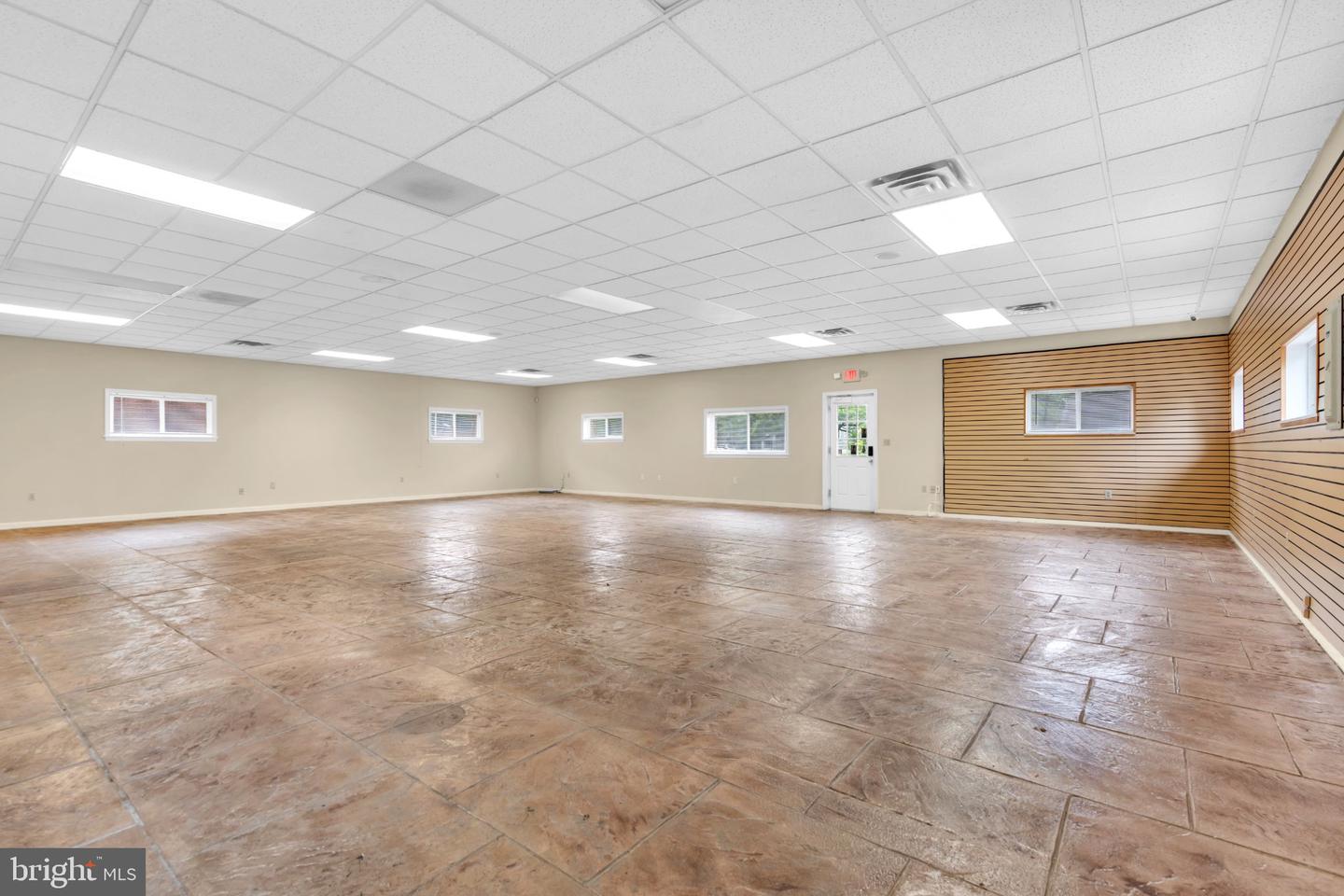 54 Us-130 Property Photo 1