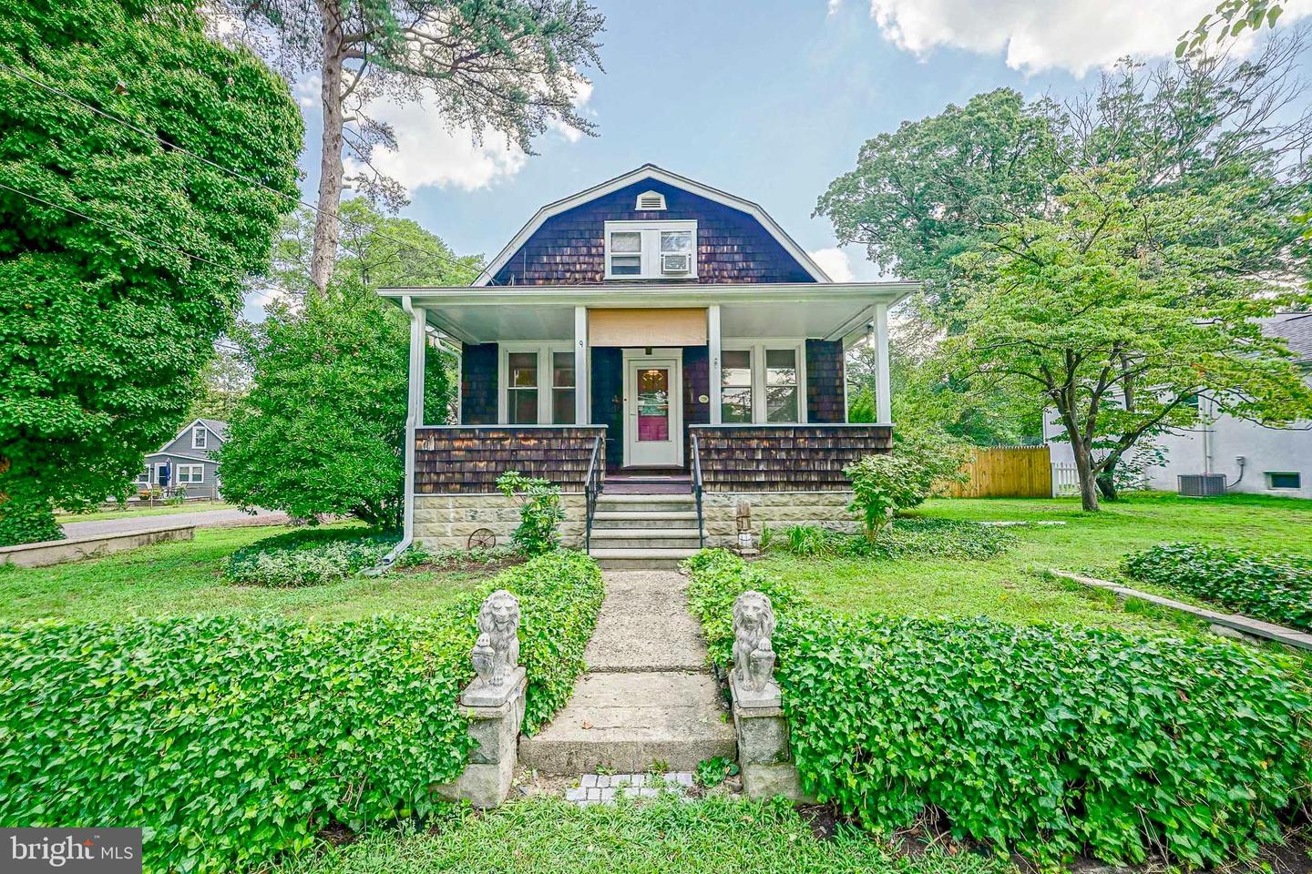 9 Maryland Ave Property Photo 1