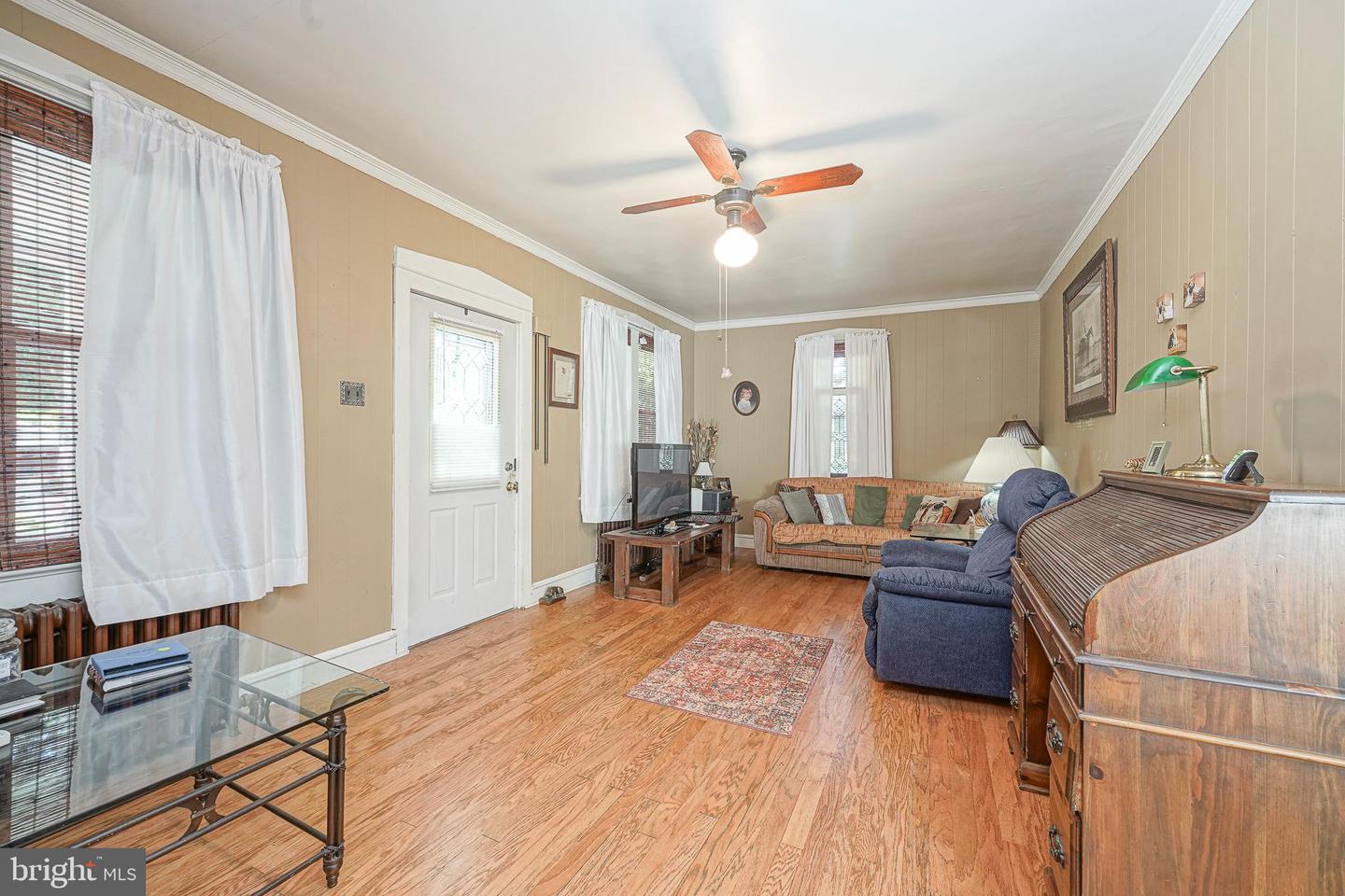 9 Maryland Ave Property Photo 4