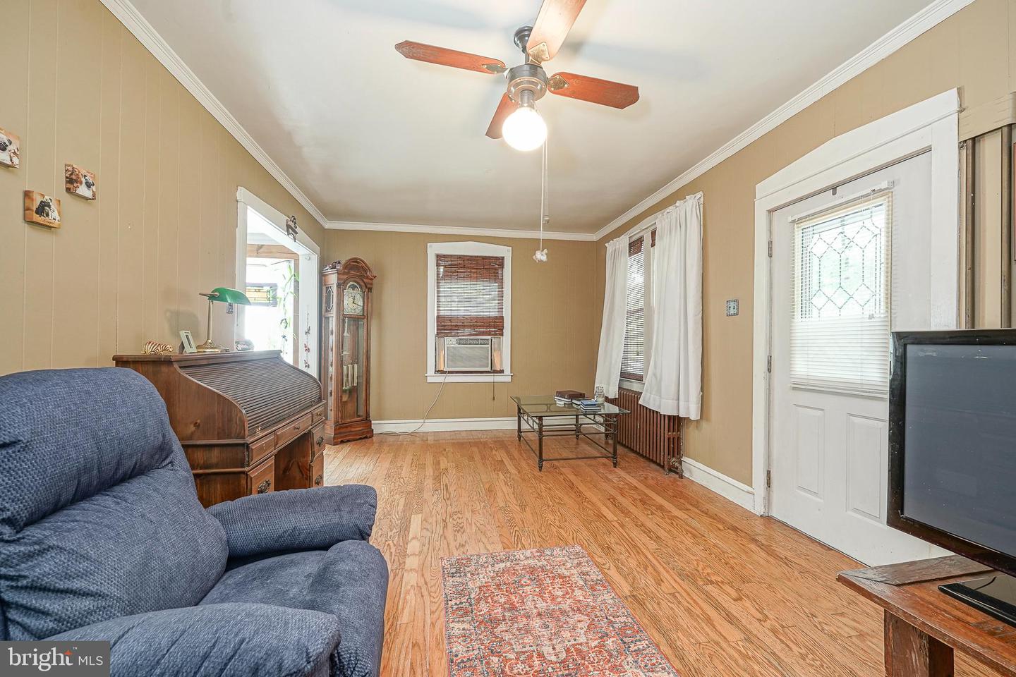 9 Maryland Ave Property Photo 5