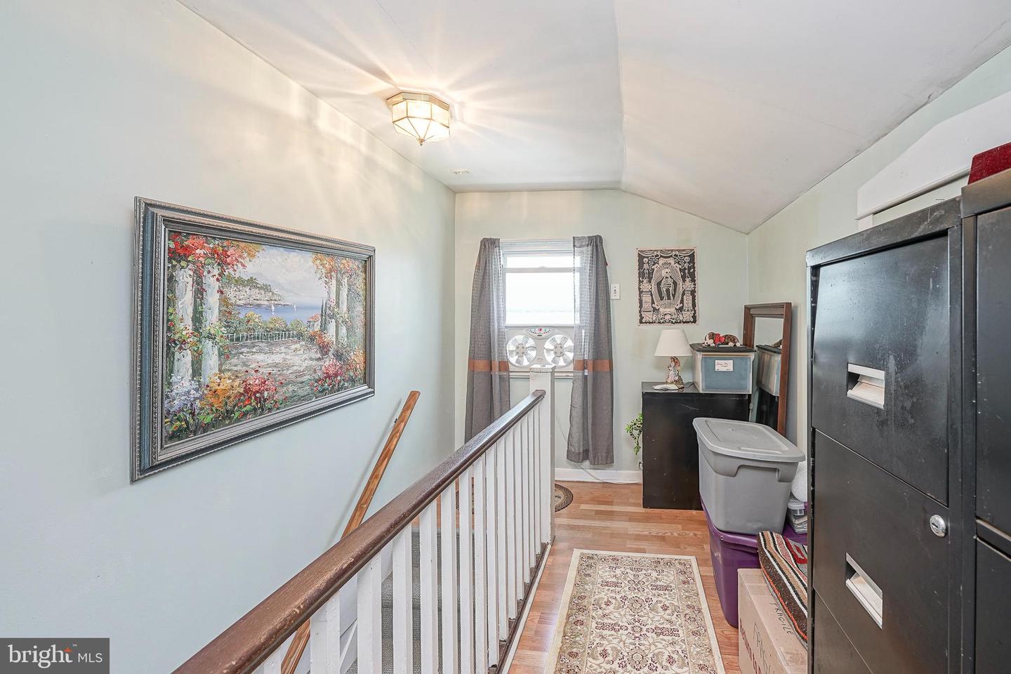 9 Maryland Ave Property Photo 16