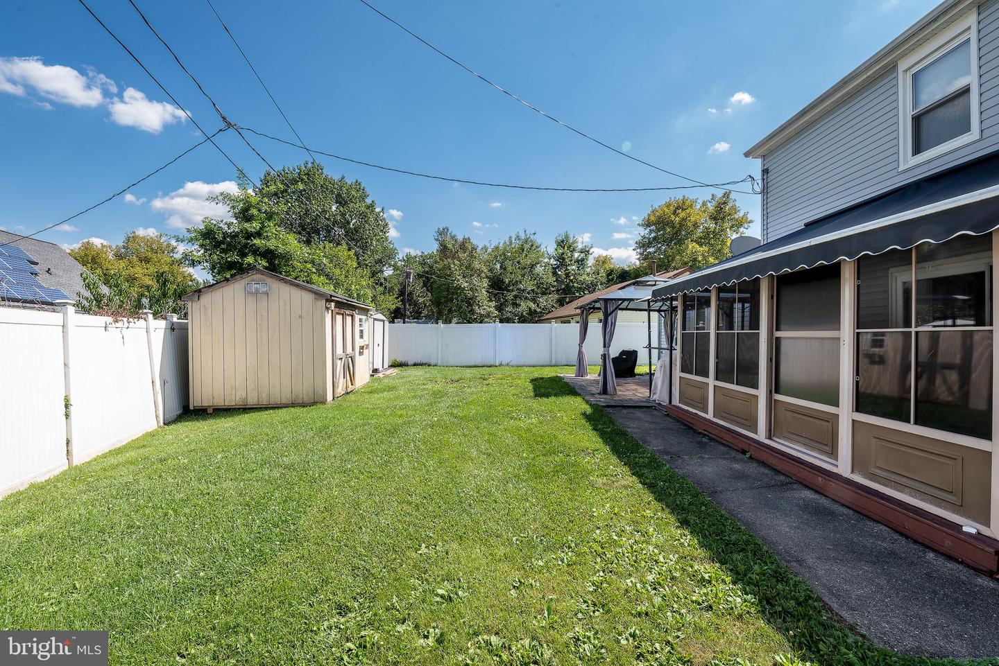 27 East Ln Property Photo 58