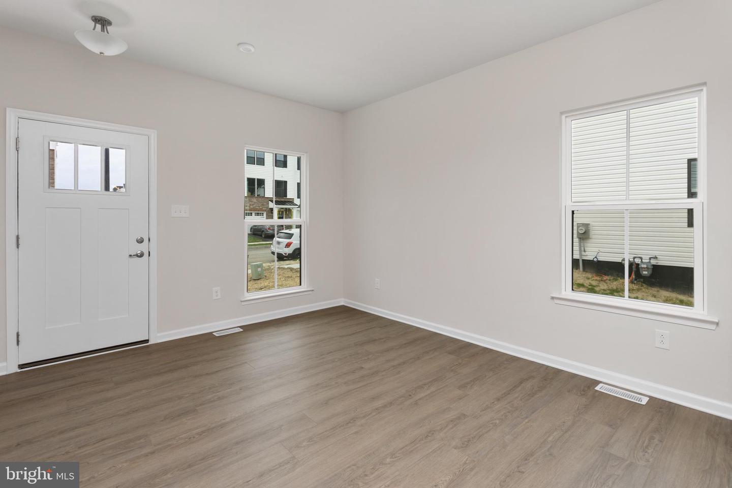 46 Rosemary Way Property Photo 3