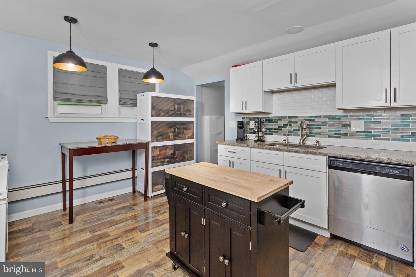 222 Washington St Property Photo 16