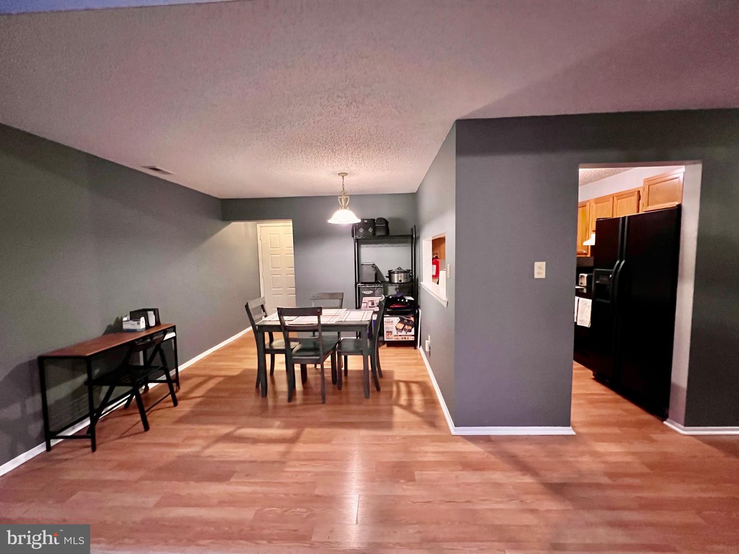 4204b Aberdeen Dr Property Photo 7