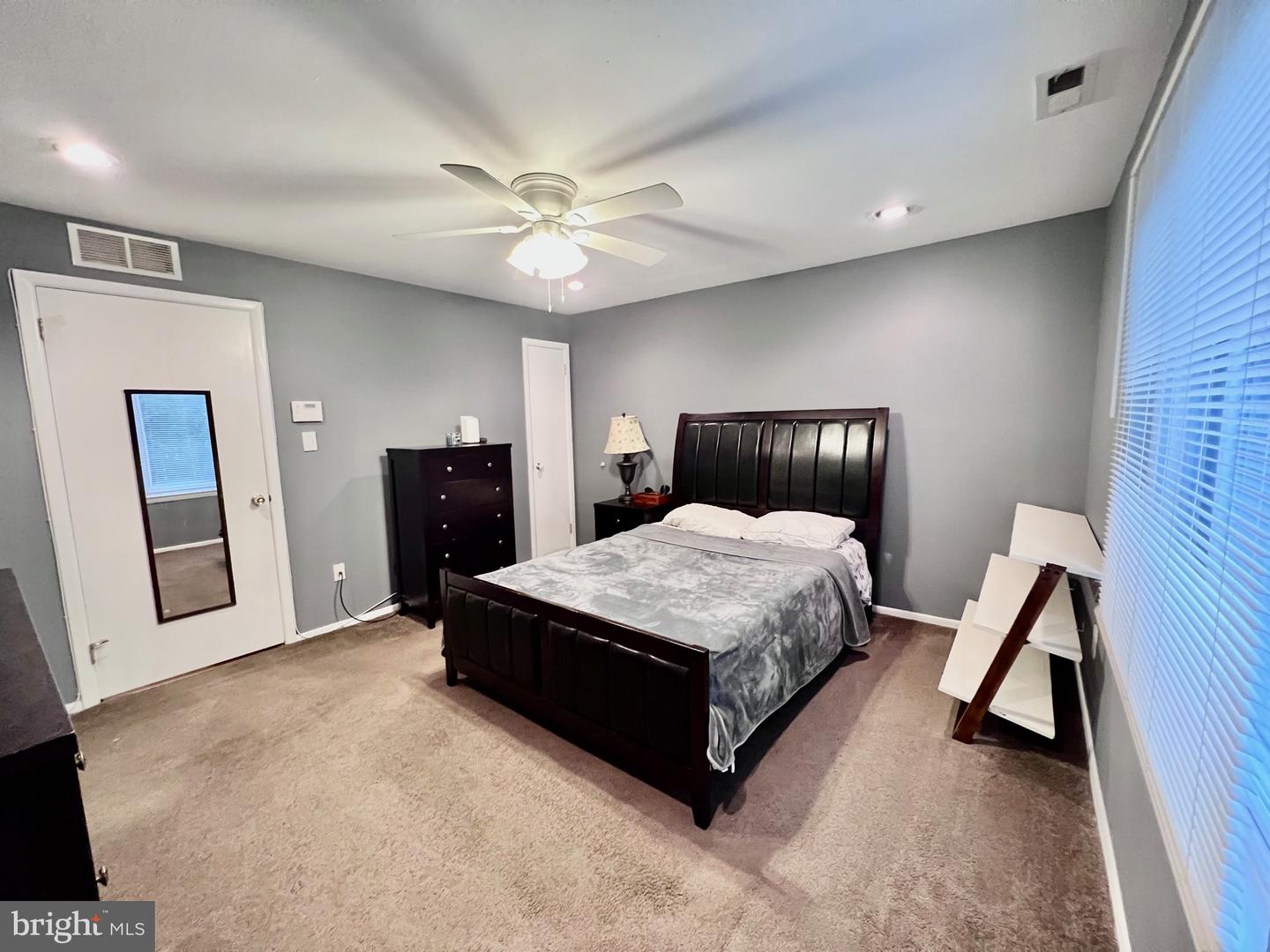 4204b Aberdeen Dr Property Photo 14
