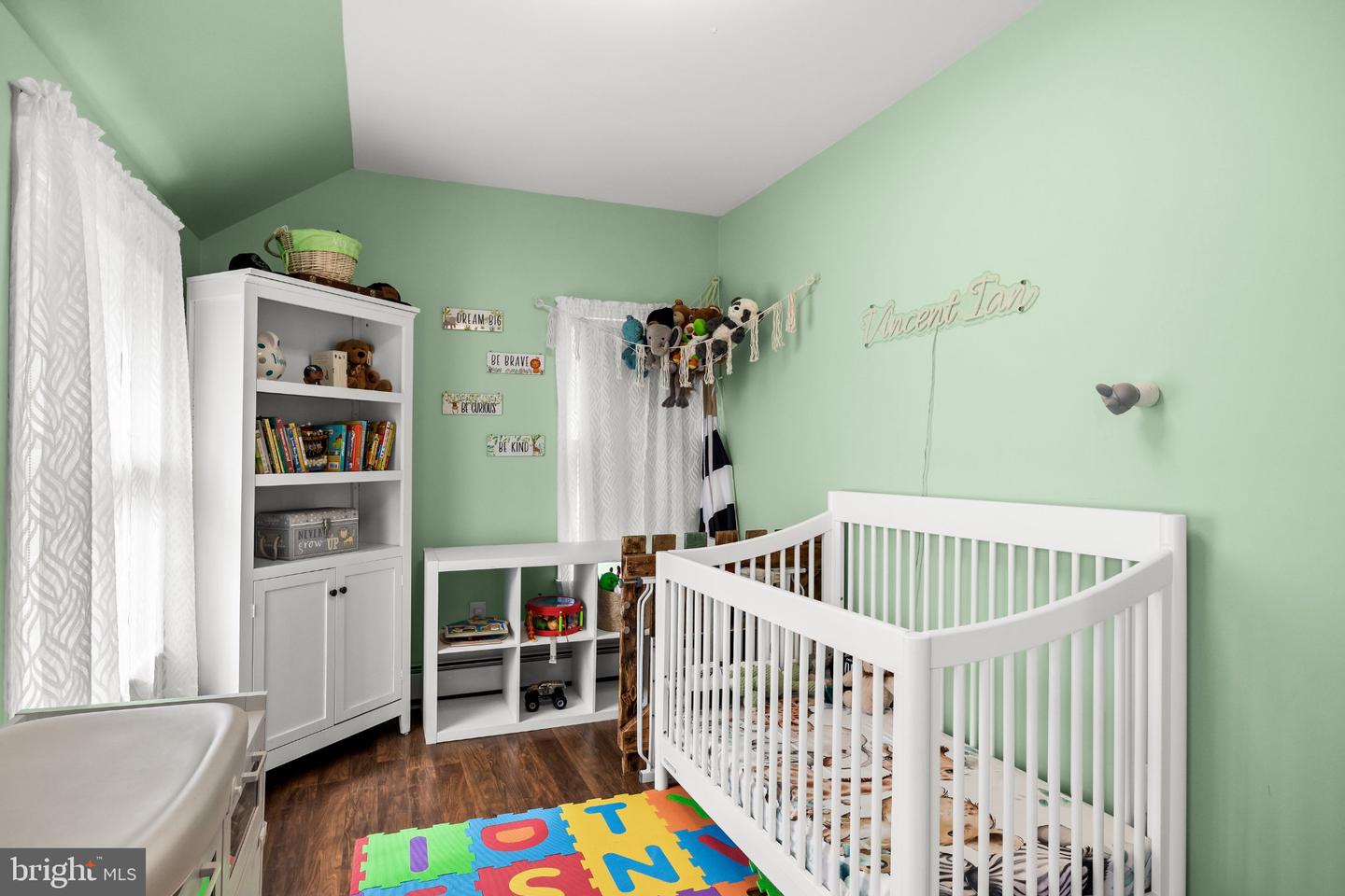 405 3rd St Property Photo 14